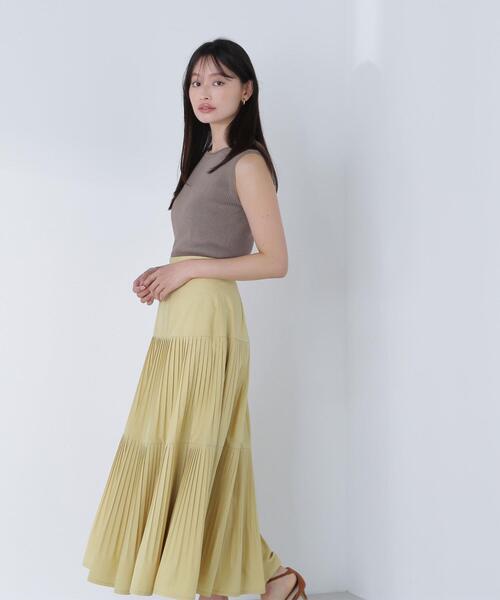 NATURAL BEAUTY BASIC(ナチュラルビューティーベーシック)の「◇【Oggi掲載】切替プリーツスカート(スカート・レディース・イエロー/ネイビー・MEDIUM/P/S)」の2枚目の写真