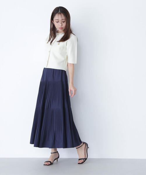 ▫️新品　ベージュ　サイズ42 ストレッチプリーツスカート　定価2.8万 セール】「mochiz」全方向 ストレッチ プリーツ スカート