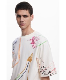 Desigual（デシグアル）の「アブストラクトフラワー半袖Tシャツ（Tシャツ/カットソー・メンズ）」