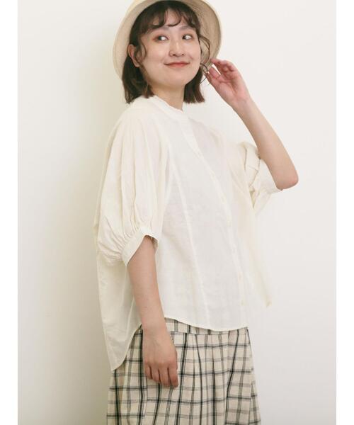 Samansa Mos2（サマンサ モスモス）の「ランタン袖スキッパーシャツ（シャツ/ブラウス・レディース・チャコールグレー/イエロー/キナリ/ベージュ・F）」の6枚目の写真