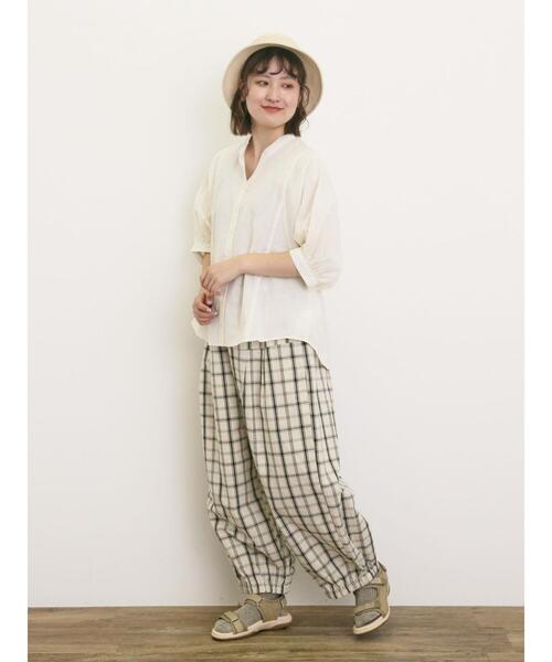 Samansa Mos2（サマンサ モスモス）の「ランタン袖スキッパーシャツ（シャツ/ブラウス・レディース・チャコールグレー/イエロー/キナリ/ベージュ・F）」の8枚目の写真