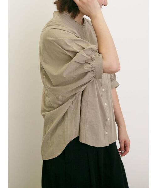 Samansa Mos2（サマンサ モスモス）の「ランタン袖スキッパーシャツ（シャツ/ブラウス・レディース・チャコールグレー/イエロー/キナリ/ベージュ・F）」の12枚目の写真