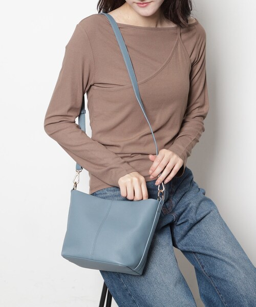 ESPERANZA(エスペランサ)の「2WAYチェーン編みハンドルショルダーバッグ(ショルダーバッグ・レディース・アイボリー/ブラック/ブルー・FREE)」の22枚目の写真
