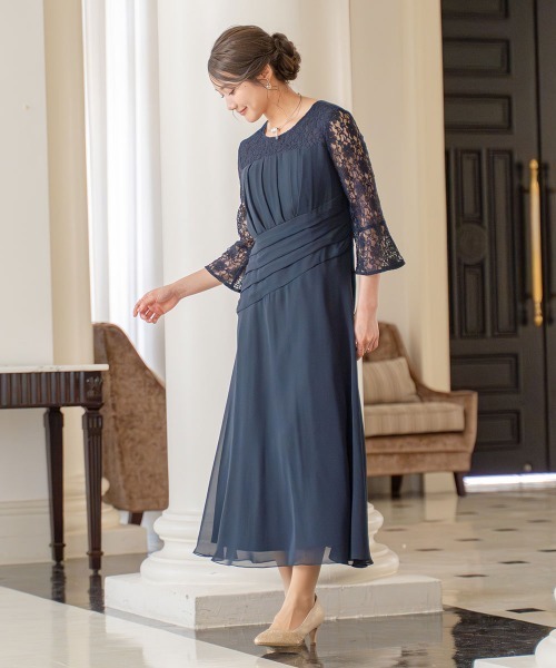 Jolie et Jolie(ジョリーエジョリー)の「ウエストねじりデザインレースワンピースドレス(ドレス・レディース・ネイビー/ダークグリーン・LL/3L/4L/5L/L/M)」の5枚目の写真