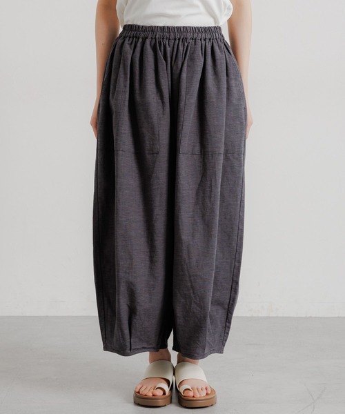 studio CLIP（スタディオクリップ）の「【撥水加工・接触冷感・速乾・UVカット】らくらくバルーンパンツ[プチ・プラス・トールサイズあり]（その他パンツ・レディース・オリーブ/ブラウン/その他2/ネイビー・LARGE/ﾌﾘｰ(L)/MEDIUM/TF/PF）」の6枚目の写真