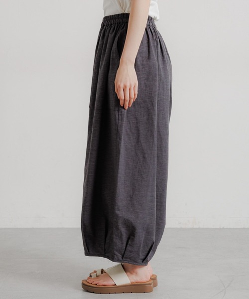 studio CLIP（スタディオクリップ）の「【撥水加工・接触冷感・速乾・UVカット】らくらくバルーンパンツ[プチ・プラス・トールサイズあり]（その他パンツ・レディース・オリーブ/ブラウン/その他2/ネイビー・LARGE/ﾌﾘｰ(L)/MEDIUM/TF/PF）」の7枚目の写真