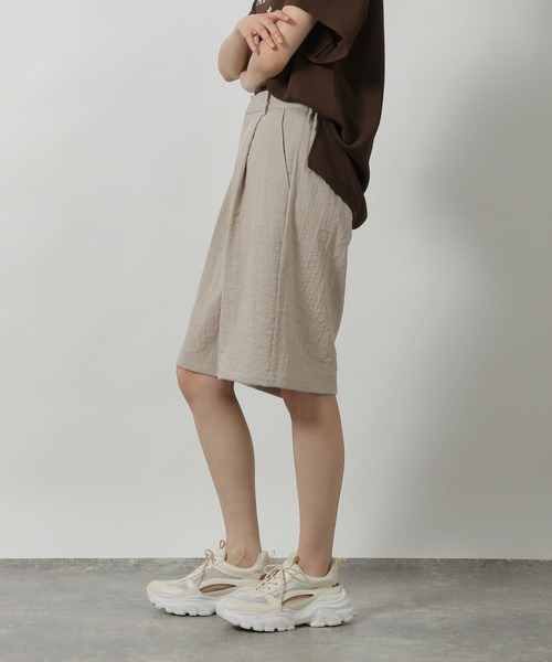 LAKOLE（ラコレ）の「【セットアップ対応・接触冷感】リネンライクハーフパンツ / 572784（その他パンツ・レディース・オリーブ/グレイッシュベージュ/ブラウン/チャコールグレー・FREE）」の19枚目の写真