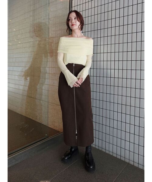 LAGUNAMOON(ラグナムーン)の「スエードライクジップIラインスカート(スカート・レディース・ブラウン/キャメル/ブラック・SMALL/MEDIUM)」の9枚目の写真