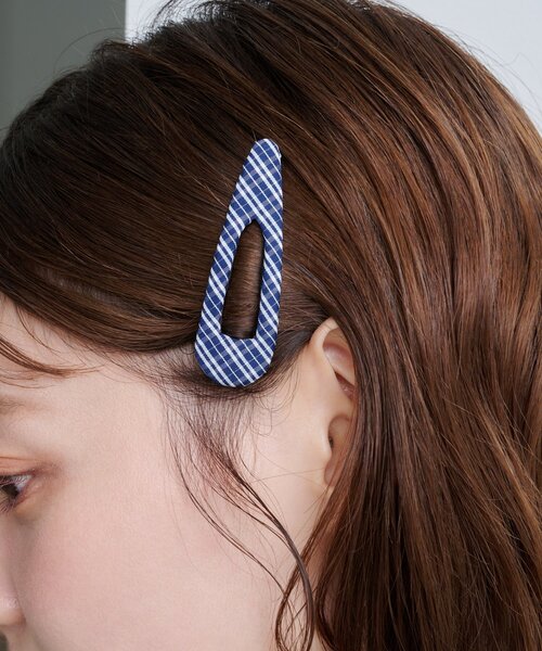 Kastane（カスタネ）の「【新色追加/ドット&チェック/fiw.】アソートパッチンピン（ヘアピン・レディース・ネイビー/アイボリー/ブラック/ブラウン・FREE）」の4枚目の写真