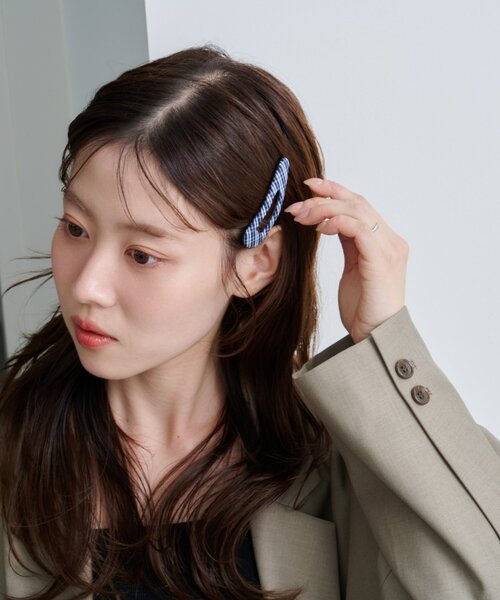 Kastane（カスタネ）の「【新色追加/ドット&チェック/fiw.】アソートパッチンピン（ヘアピン・レディース・ネイビー/アイボリー/ブラック/ブラウン・FREE）」の8枚目の写真