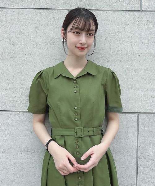 an another angelus(アンアナザーアンジェラス)の「レトロ釦使い開衿シャツワンピース【1枚で快適】夏服(シャツワンピース・レディース・ブルー/ホワイト×ブルー/グリーン・FREE)」の12枚目の写真