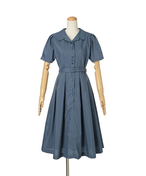 an another angelus(アンアナザーアンジェラス)の「レトロ釦使い開衿シャツワンピース【1枚で快適】夏服(シャツワンピース・レディース・ブルー/ホワイト×ブルー/グリーン・FREE)」の15枚目の写真