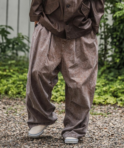 CAMBIO(カンビオ)の「mp13928-Powder Processed Snow Camo Wide Pants ワイドパンツ(その他パンツ・メンズ・ブラック/ブラウン/ブルー・M/L)」の4枚目の写真