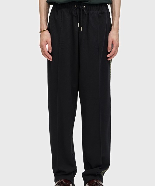 FRED PERRY（フレッドペリー）の「Tennis Grip Taped Track Pants／テニスグリップテープトラックパンツ（その他パンツ・メンズ・ブラック・M/S/XS）」の6枚目の写真