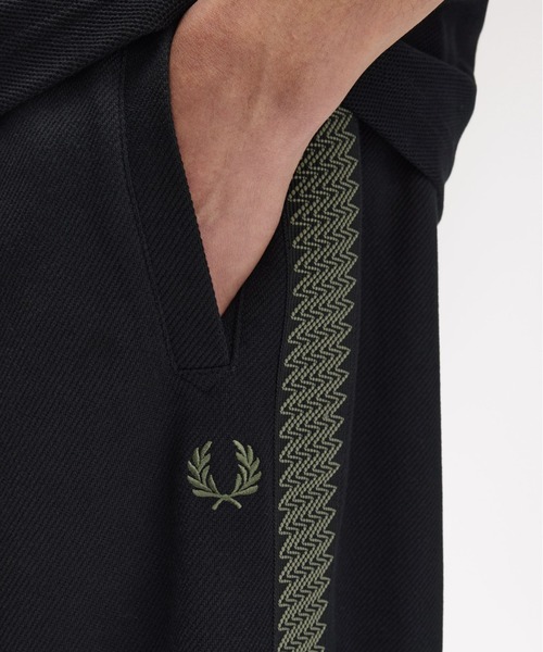 FRED PERRY（フレッドペリー）の「Tennis Grip Taped Track Pants／テニスグリップテープトラックパンツ（その他パンツ・メンズ・ブラック・M/S/XS）」の10枚目の写真