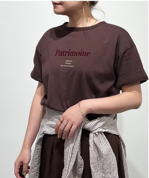 human woman(ヒューマンウーマン)の「◆ロゴTシャツ(Tシャツ/カットソー・レディース・ブラック/ブラウン/カーキ・MEDIUM)」の3枚目の写真