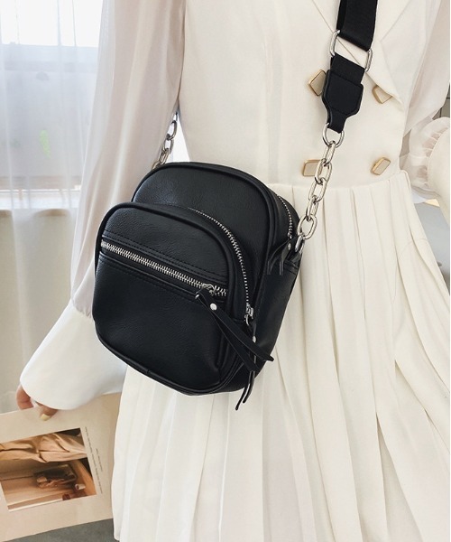BACKYARD FAMILY(バックヤードファミリー)の「ショルダーバッグ ミニバッグ mmmsbag25f(ショルダーバッグ・レディース・ホワイト/ブラック・FREE)」の3枚目の写真