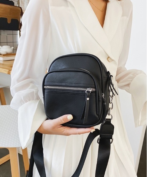BACKYARD FAMILY(バックヤードファミリー)の「ショルダーバッグ ミニバッグ mmmsbag25f(ショルダーバッグ・レディース・ホワイト/ブラック・FREE)」の4枚目の写真