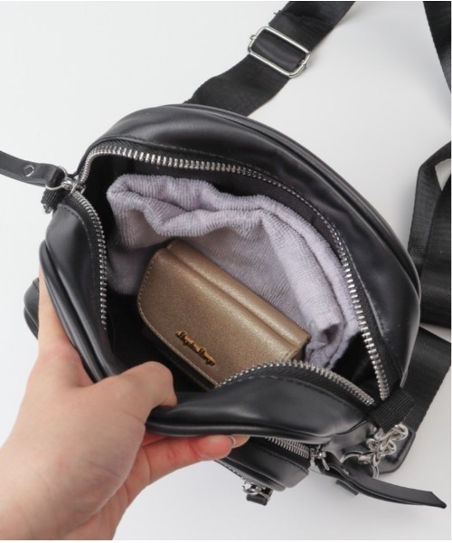 BACKYARD FAMILY(バックヤードファミリー)の「ショルダーバッグ ミニバッグ mmmsbag25f(ショルダーバッグ・レディース・ホワイト/ブラック・FREE)」の8枚目の写真