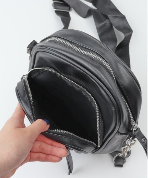 BACKYARD FAMILY(バックヤードファミリー)の「ショルダーバッグ ミニバッグ mmmsbag25f(ショルダーバッグ・レディース・ホワイト/ブラック・FREE)」の10枚目の写真