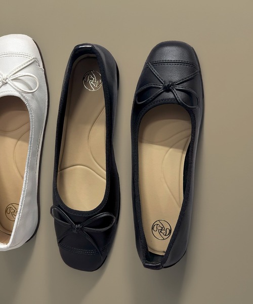 SETUP7（セットアップセブン）の「【SETUP7】リボン フラット バレエシューズ 　結婚式・二次会・披露宴・お呼ばれ・セレモニー・成人式 同窓会・女子会・2次会・謝恩会・パーティー・デート オケージョン・食事会・演奏会・発表会・記念日・七五三・お宮参り KNF-TP（バレエシューズ・レディース・ブラック/ホワイト・38/37/36）」の10枚目の写真