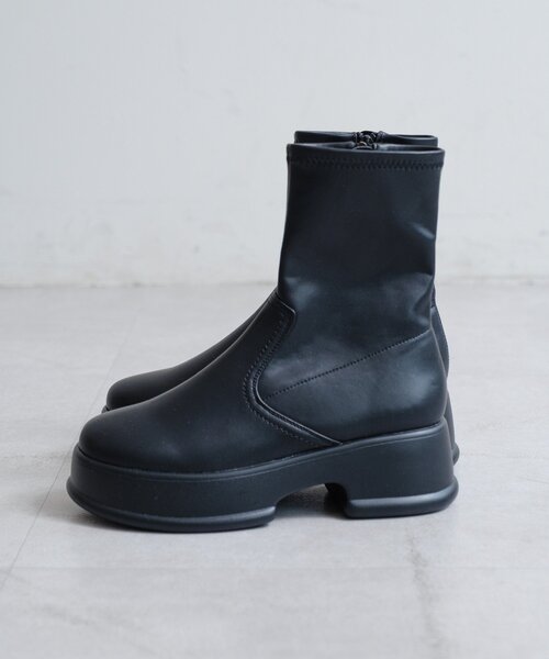 Kastane（カスタネ）の「【レザー&スエード】ボリュームソールミドルブーツ（ブーツ・レディース・ブラック/ベージュ/ダークブラウン・36/37/38）」の21枚目の写真