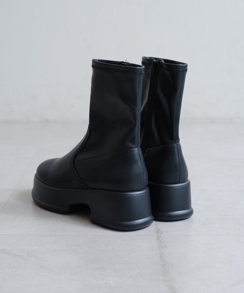 Kastane（カスタネ）の「【レザー&スエード】ボリュームソールミドルブーツ（ブーツ・レディース・ブラック/ベージュ/ダークブラウン・36/37/38）」の22枚目の写真