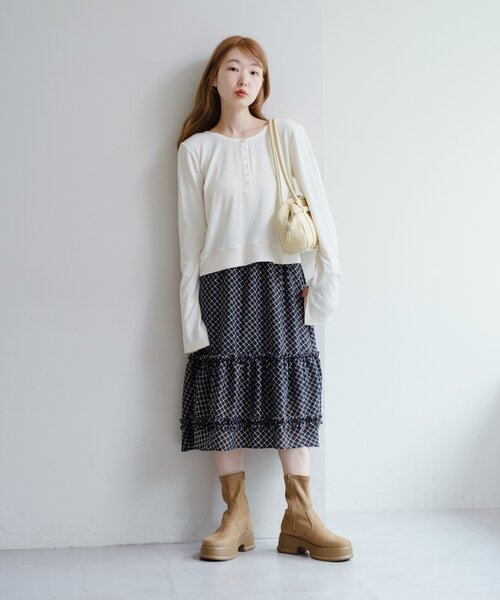 Kastane（カスタネ）の「【レザー&スエード】ボリュームソールミドルブーツ（ブーツ・レディース・ブラック/ベージュ/ダークブラウン・36/37/38）」の8枚目の写真