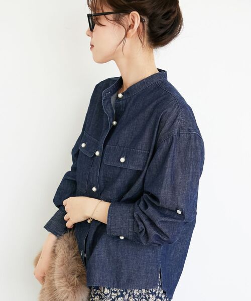 le.coeur blanc(ルクールブラン)の「スタンドネックパールボタンシャツ(シャツ/ブラウス・レディース・ピンク/ブルー/ネイビー/ベージュ/チャコールグレー・38)」の22枚目の写真