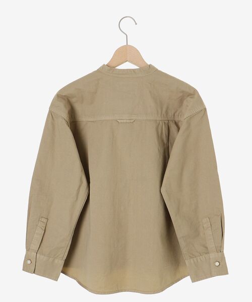 le.coeur blanc(ルクールブラン)の「スタンドネックパールボタンシャツ(シャツ/ブラウス・レディース・ピンク/ブルー/ネイビー/ベージュ/チャコールグレー・38)」の9枚目の写真