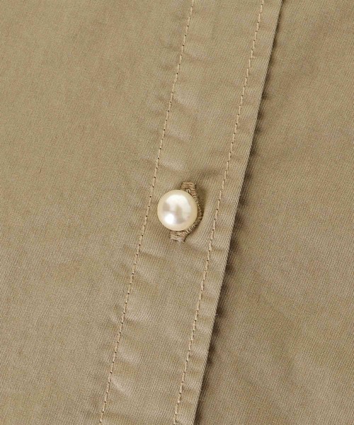 le.coeur blanc(ルクールブラン)の「スタンドネックパールボタンシャツ(シャツ/ブラウス・レディース・ピンク/ブルー/ネイビー/ベージュ/チャコールグレー・38)」の14枚目の写真