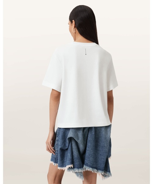 ALLSAINTS（オールセインツ）の「LISA BOXY CREW NECK T-SHIRT | LISA ボクシー クルー ネック Tシャツ（Tシャツ/カットソー・レディース・ホワイト・XS/S/M）」の6枚目の写真