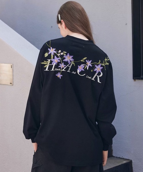セール】フラワー刺繍ロンT 肩ライン装飾 バックレタリング