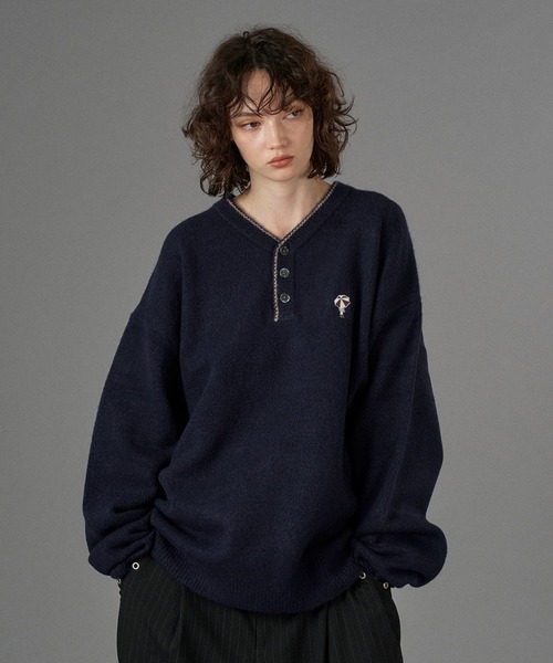 23年モデル✨マーク&ロナ ハイネックニット モヘヤ スカル ロゴチャーム CODEコレクション 24春夏の最新作が登場！ | MARK & LONA