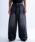 SINSS（シンス）の「Vintage wide straight denim / ヴィンテージワイドストレートデニム（デニムパンツ・SMALL）」