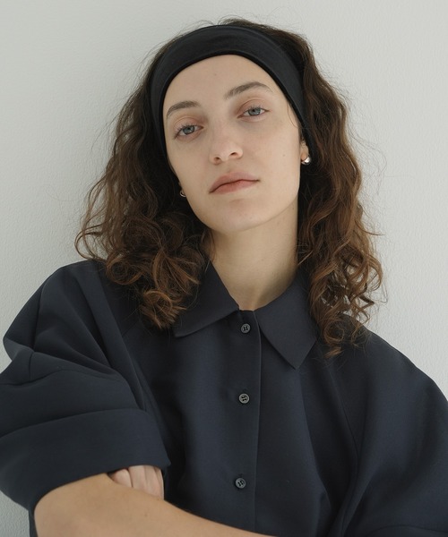 CLANE（クラネ）の「VELOUR HAIR BAND（ヘアバンド・レディース・ブラウン/ベージュ/ブラック・FREE）」の4枚目の写真