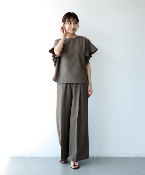 Jines（ジネス）の「リネンライク ラッフルスリーブブラウス【セットアップ可】（シャツ/ブラウス・レディース・ブラウン/ブラック・38）」の5枚目の写真