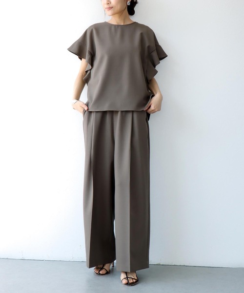 Jines（ジネス）の「リネンライク ラッフルスリーブブラウス【セットアップ可】（シャツ/ブラウス・レディース・ブラウン/ブラック・38）」の4枚目の写真