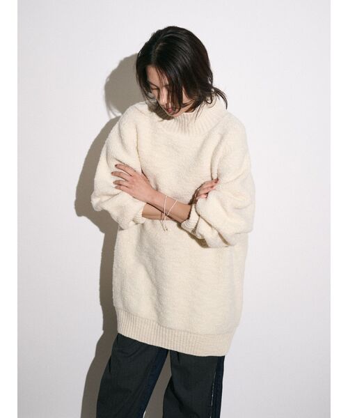 Htage（テージ）の「【Htage】バックスリットデザインビッグニット（ニット/セーター・レディース・アイボリー/ブラック・FREE）」の18枚目の写真