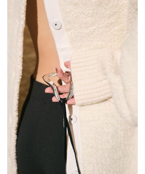 Htage（テージ）の「【Htage】バックスリットデザインビッグニット（ニット/セーター・レディース・アイボリー/ブラック・FREE）」の21枚目の写真