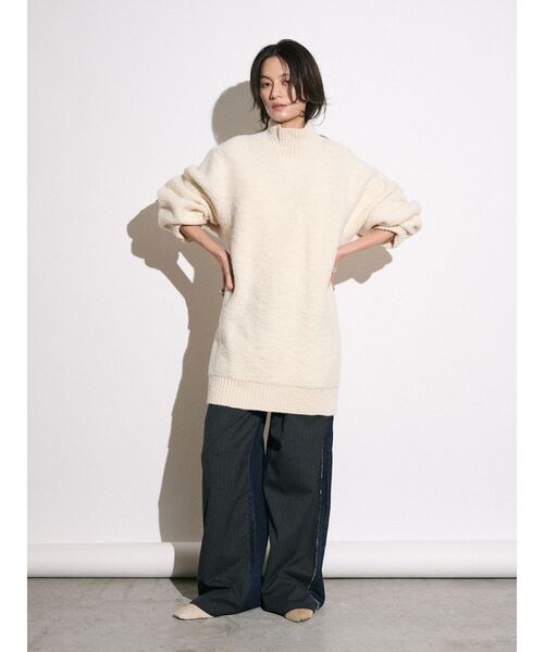 Htage（テージ）の「【Htage】バックスリットデザインビッグニット（ニット/セーター・レディース・アイボリー/ブラック・FREE）」の12枚目の写真