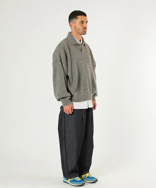WISM(ウィズム)の「Estudio Niksen / エストゥディオ・ニクセン Knit Polo Sweater(ニット/セーター・メンズ・チャコールグレー・FREE)」の13枚目の写真
