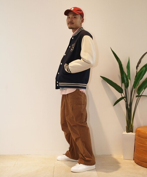 J.PRESS YORK STREET(ジェイプレスヨークストリート)の「【UNISEX】スタジアム ジャケット(スタジャン・メンズ・ネイビー系/黄土色系・LARGE/MEDIUM/SMALL)」の17枚目の写真