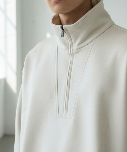 BENUSTA（ベヌスタ）の「A'GEM/9 × .kom 『BENUSTA /ベヌスタ』Half Zip Stand Sweat Pullover /ハーフジップスタンドスウェット（ポロシャツ・メンズ・ブラック/アイボリー・L）」の7枚目の写真
