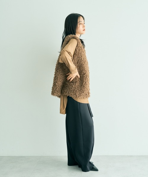 YECCA VECCA（イェッカヴェッカ）の「プードルボアジレ（その他アウター・レディース・チャコールグレー/キャメル・FREE）」の12枚目の写真