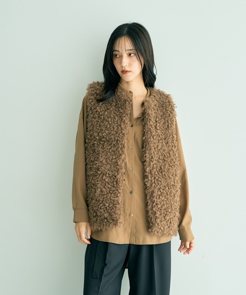 YECCA VECCA（イェッカヴェッカ）の「プードルボアジレ（その他アウター・レディース・チャコールグレー/キャメル・FREE）」の4枚目の写真