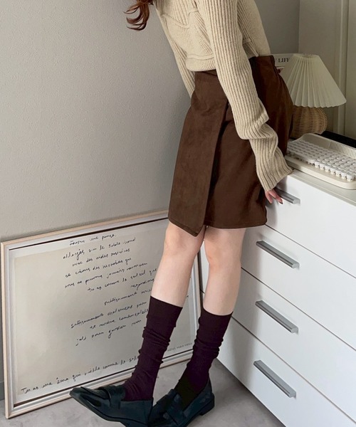 merrylatte(メリーラテ)の「シンプルスエードミニスカート【NOUA】(スカート・レディース・ブラウン・FREE)」の21枚目の写真