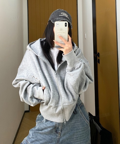 Dalfwin(ダールフィン)の「韓国ファッション パールラインクロップド丈ダブルジップパーカー(パーカー・レディース・ブラック/グレー・FREE)」の6枚目の写真
