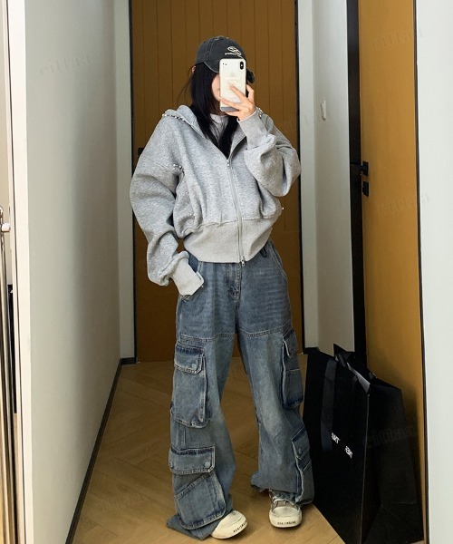 Dalfwin(ダールフィン)の「韓国ファッション パールラインクロップド丈ダブルジップパーカー(パーカー・レディース・ブラック/グレー・FREE)」の12枚目の写真