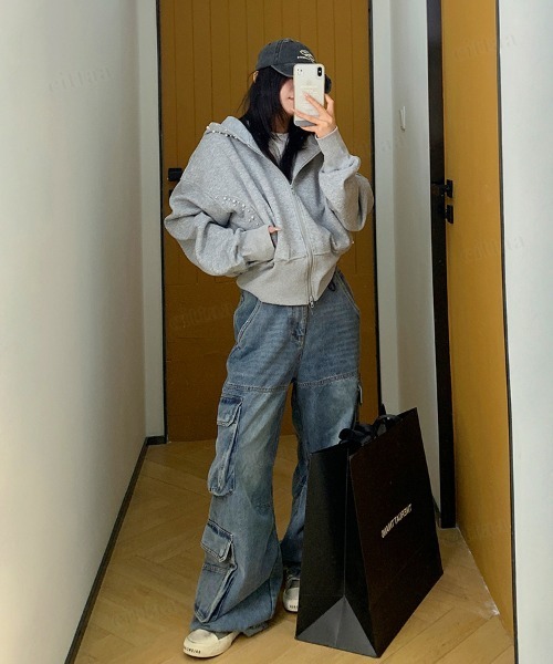 Dalfwin(ダールフィン)の「韓国ファッション パールラインクロップド丈ダブルジップパーカー(パーカー・レディース・ブラック/グレー・FREE)」の14枚目の写真